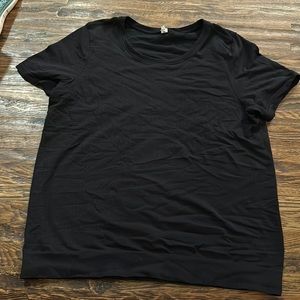 Black athleta shirt